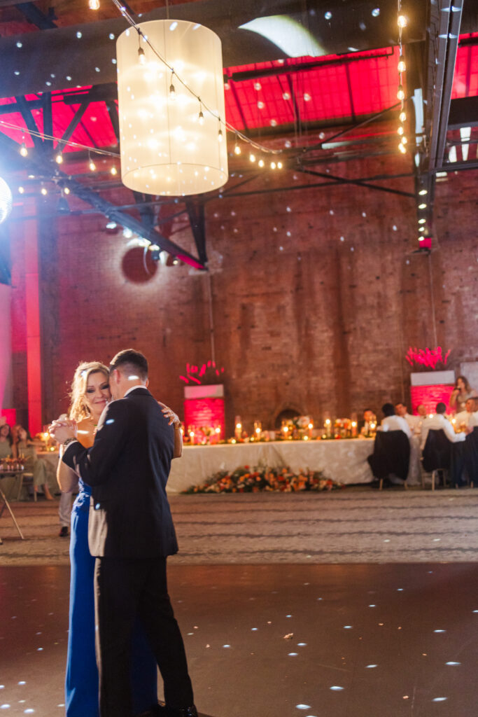 Wedding reception at Windows on the River in Cleveland, Ohio